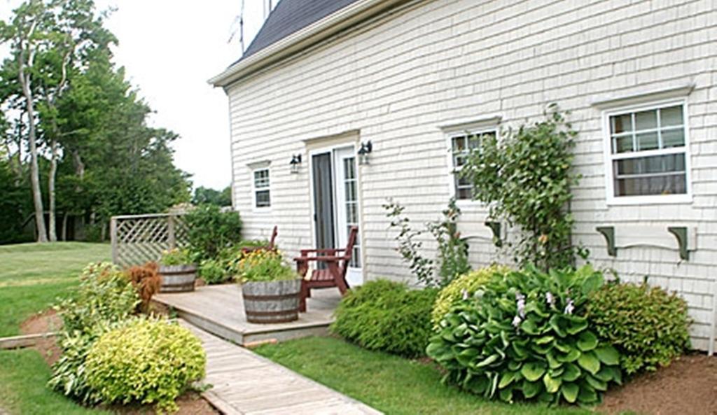 A Country Home Inn The City Charlottetown Dış mekan fotoğraf