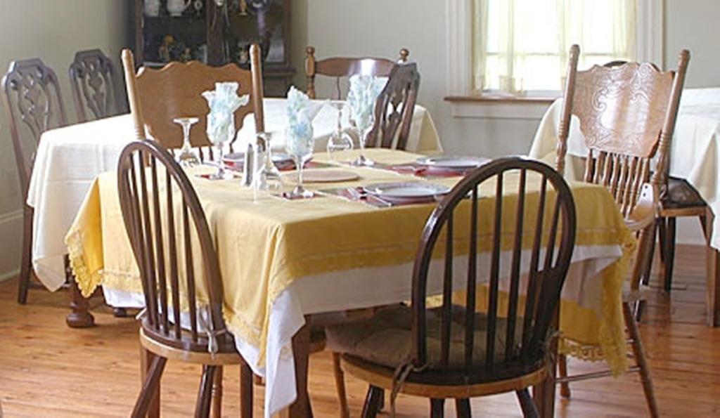 A Country Home Inn The City Charlottetown Oda fotoğraf